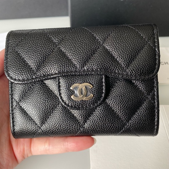 SOLD❌ Chanel Classic Flap Coin Purse (Card Holder XL) - Picture 2 of 12
